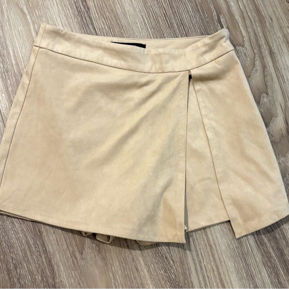 Suede Skort - Forever 21 X-Small‎